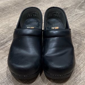 Dansko XP 2.0 Black. Women’s size 36.